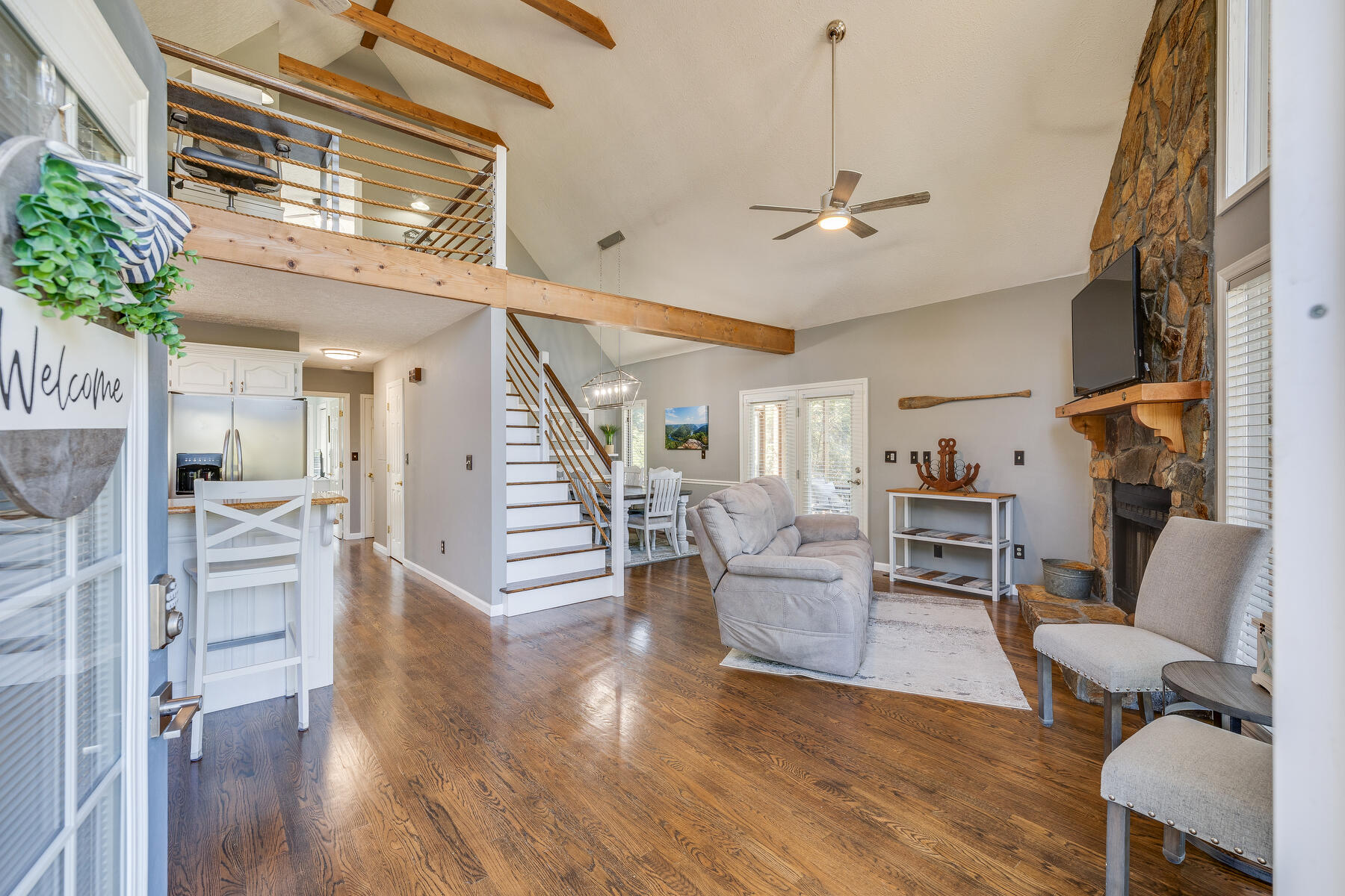 321 Crouch Road Johnson City, TN 37615 - Photo 3 of 63 001