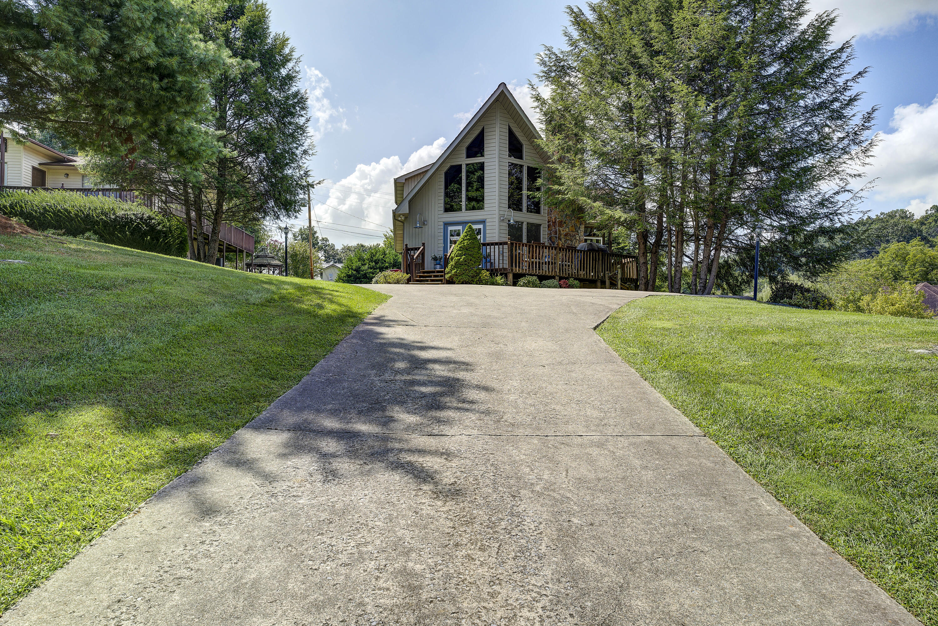 321 Crouch Road Johnson City, TN 37615 - Photo 42 of 63 Crouch-Exteror-1