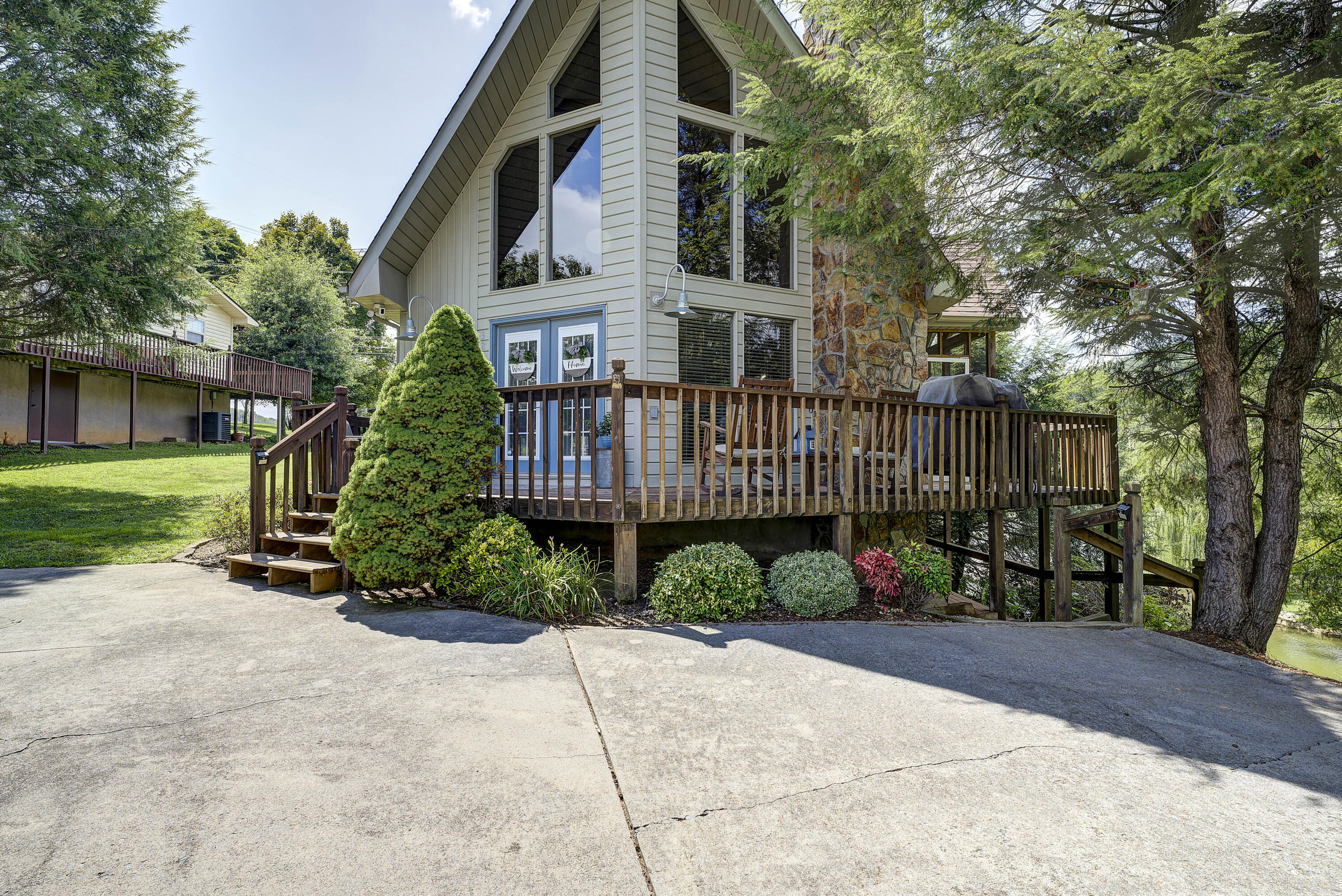 321 Crouch Road Johnson City, TN 37615 - Photo 44 of 63 Crouch-Exteror-2