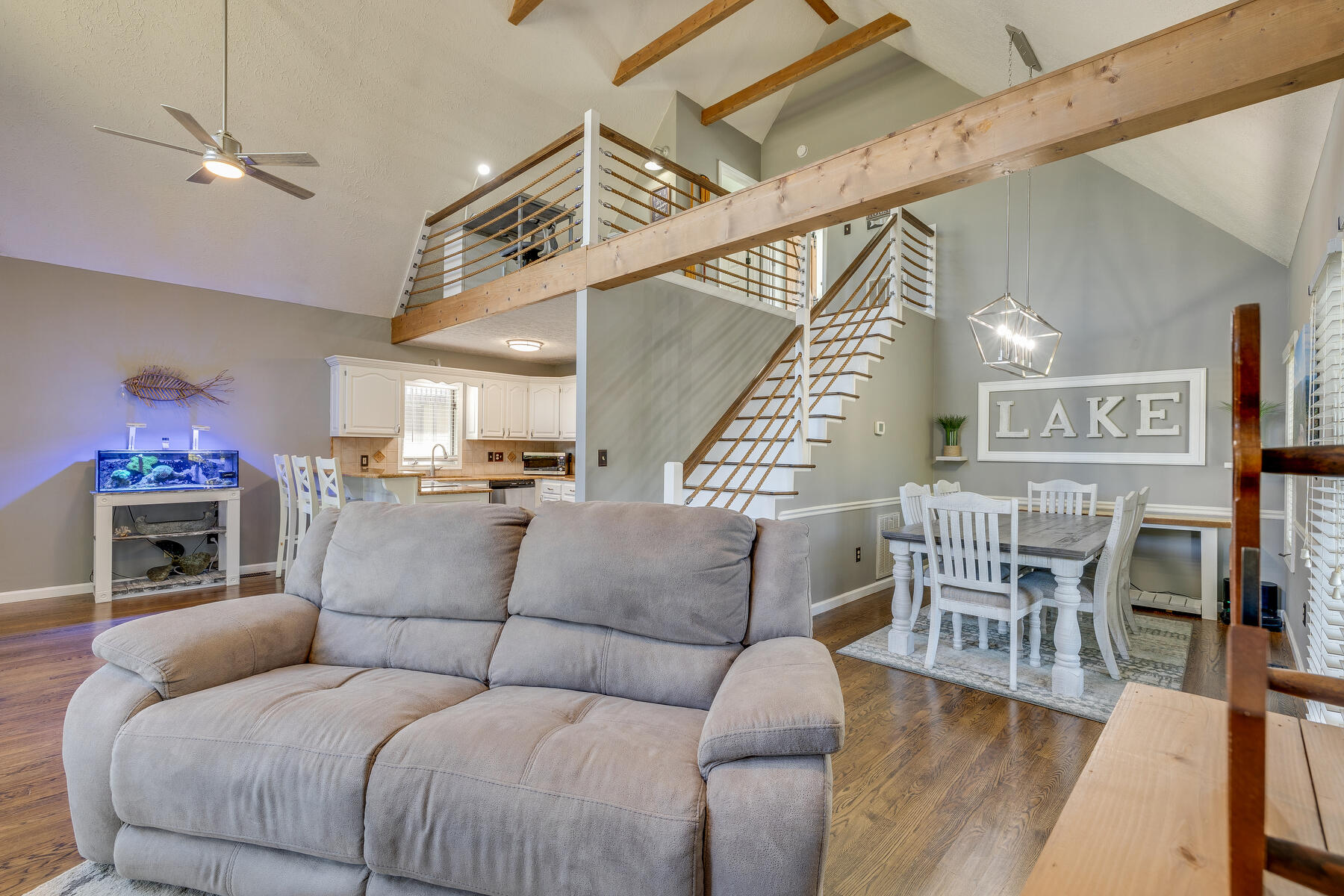 321 Crouch Road Johnson City, TN 37615 - Photo 8 of 63 006