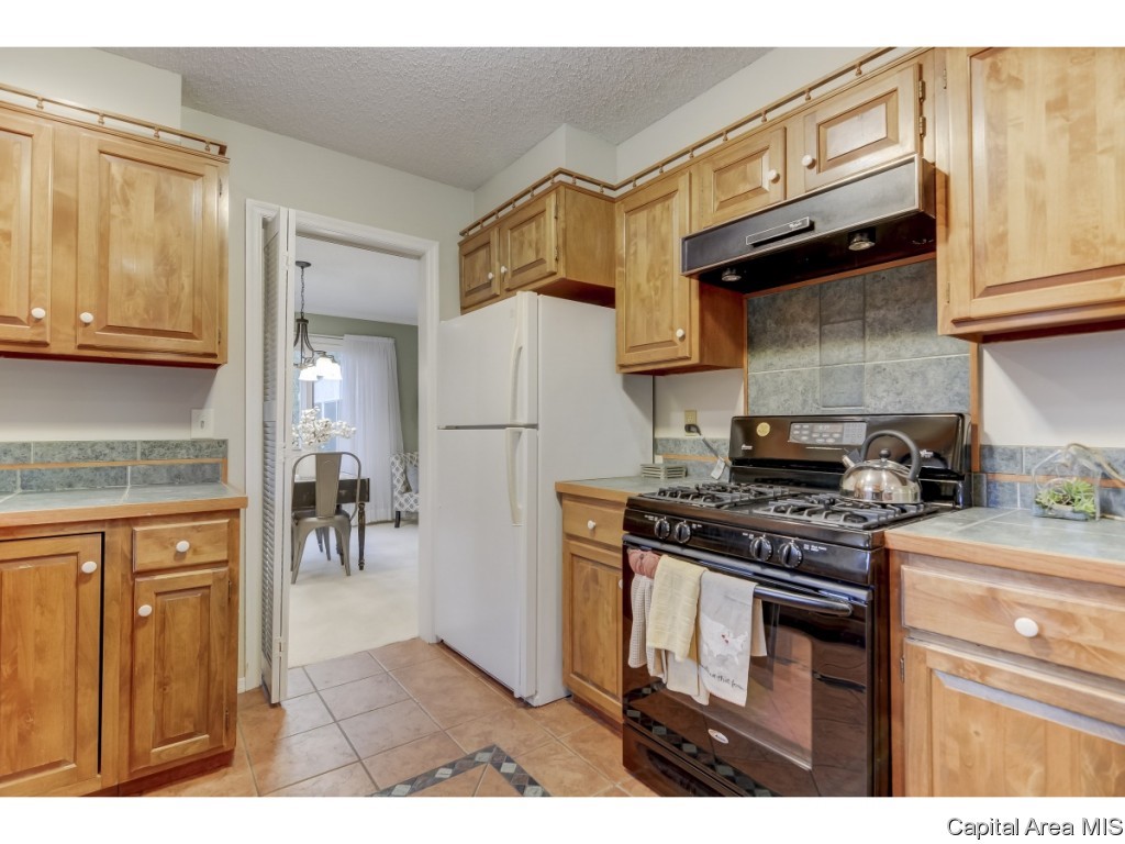 1 Turnberry Place Springfield, IL 62704 - Photo 11 of 27