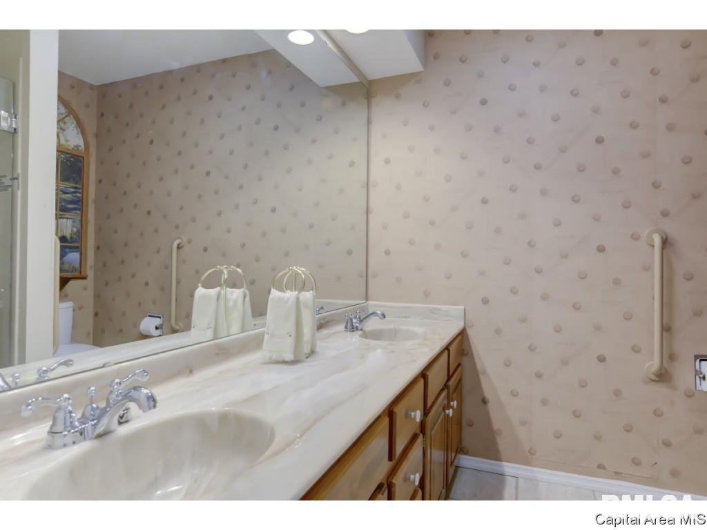 1 Turnberry Place Springfield, IL 62704 - Photo 22 of 27