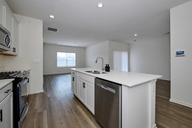 $395,000 | 1179 Woodlily Lane, Bartlett, IL 60103