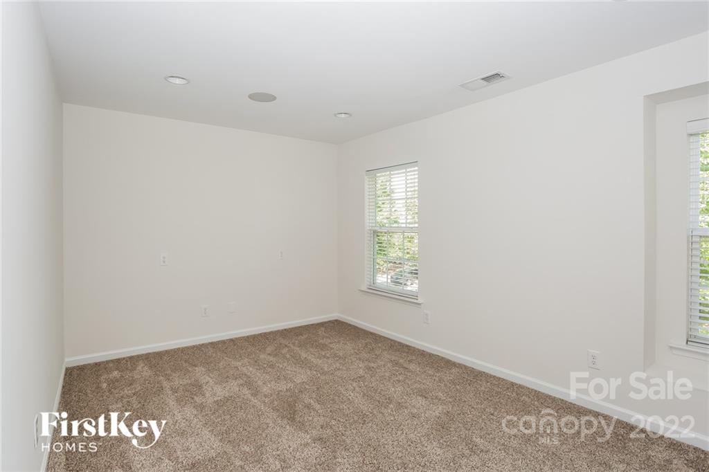 6637 Evanton Loch Road Charlotte, NC 28278 - Photo 13 of 15
