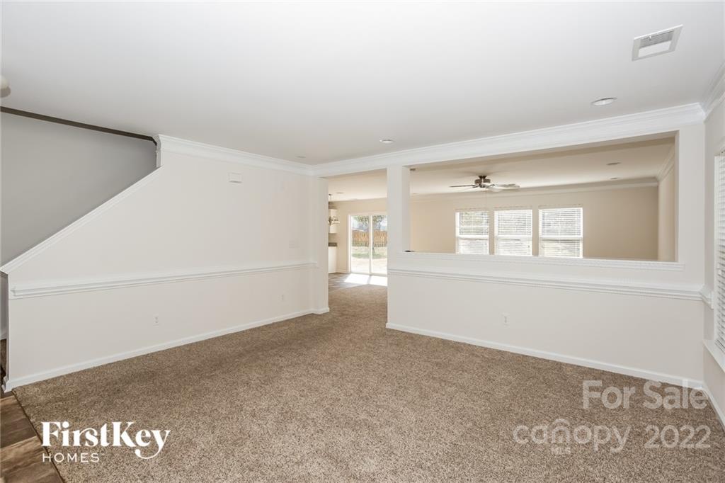 6637 Evanton Loch Road Charlotte, NC 28278 - Photo 4 of 15