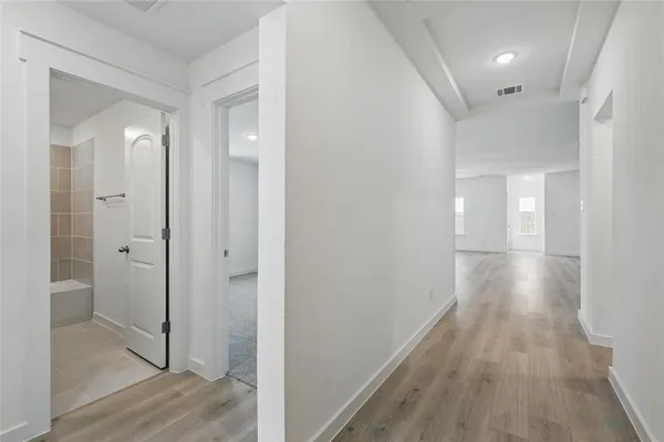 $334,990 | 122 Patrick Henry Drive, Venus, TX 76084