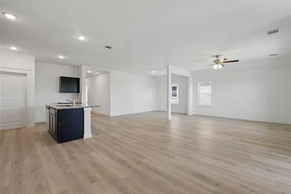 $334,990 | 122 Patrick Henry Drive, Venus, TX 76084