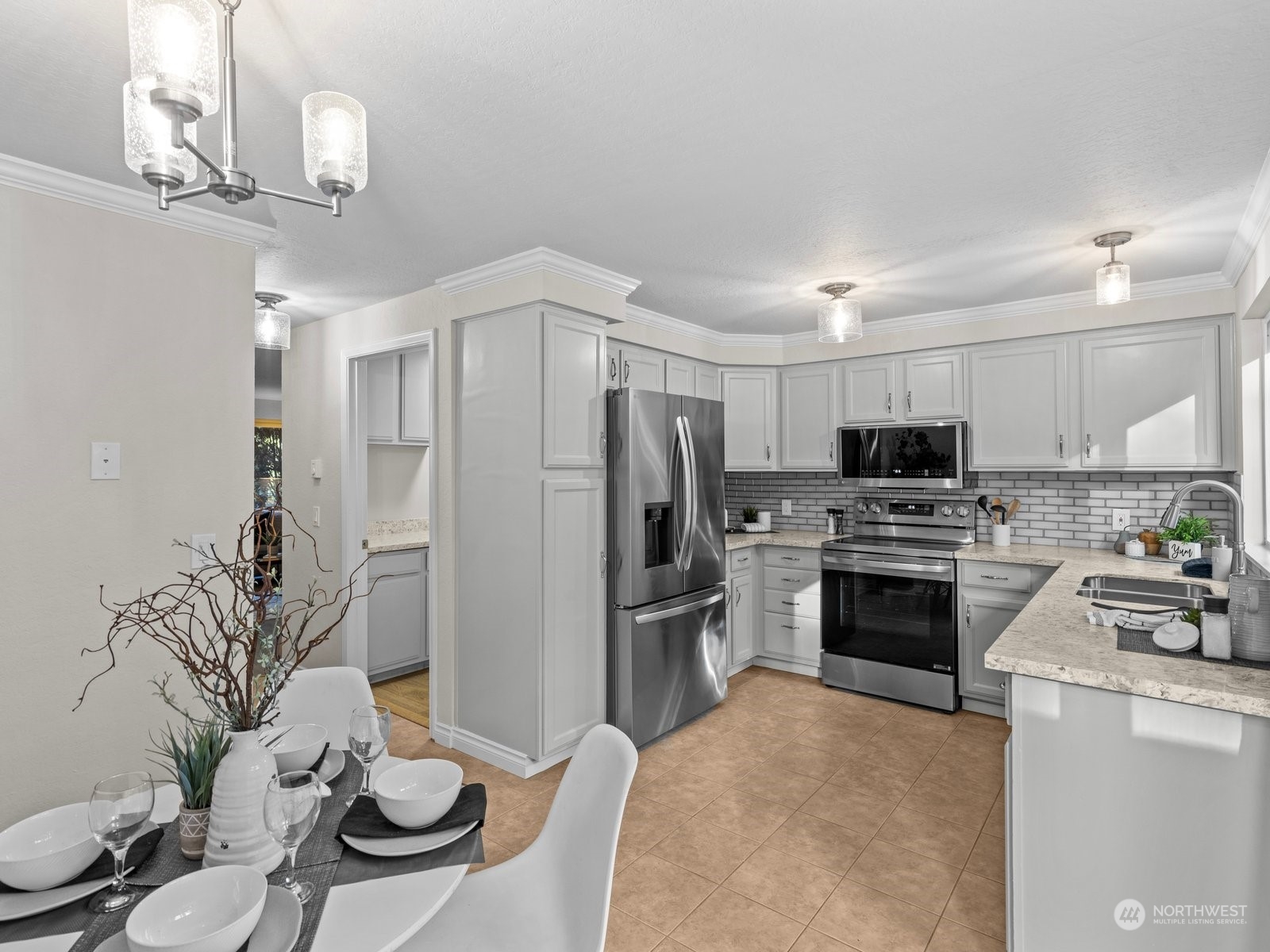 8713 238th Street Southwest, Unit A5 Edmonds, WA 98026 - Photo 8 of 31 Gallery Image 8