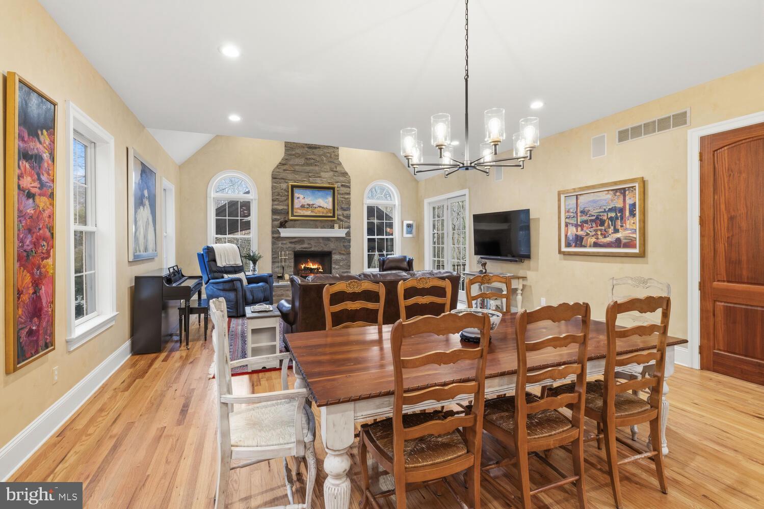 732 St Andrews Road Philadelphia, PA 19118 - Photo 26 of 71 Kitchen/great room