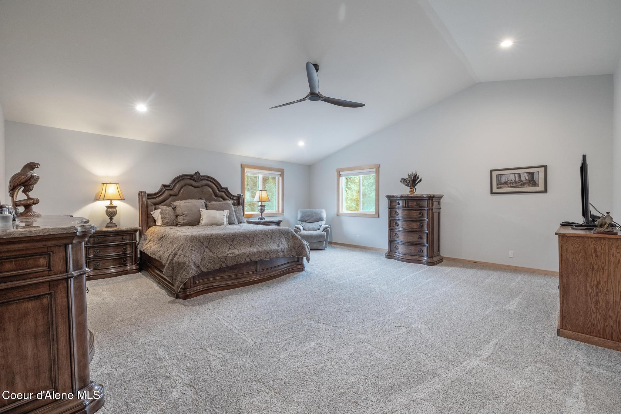1197 Brown Creek Road Naples, ID 83847 - Photo 24 of 46 23