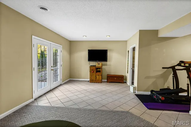 $470,000 | 121 Somerset Drive, Glen Carbon, IL 62034