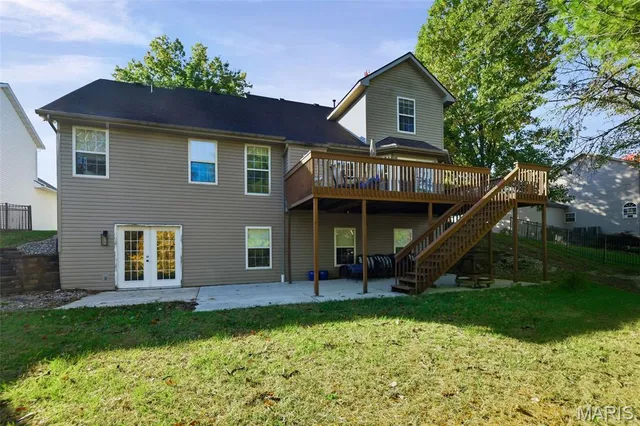 $470,000 | 121 Somerset Drive, Glen Carbon, IL 62034