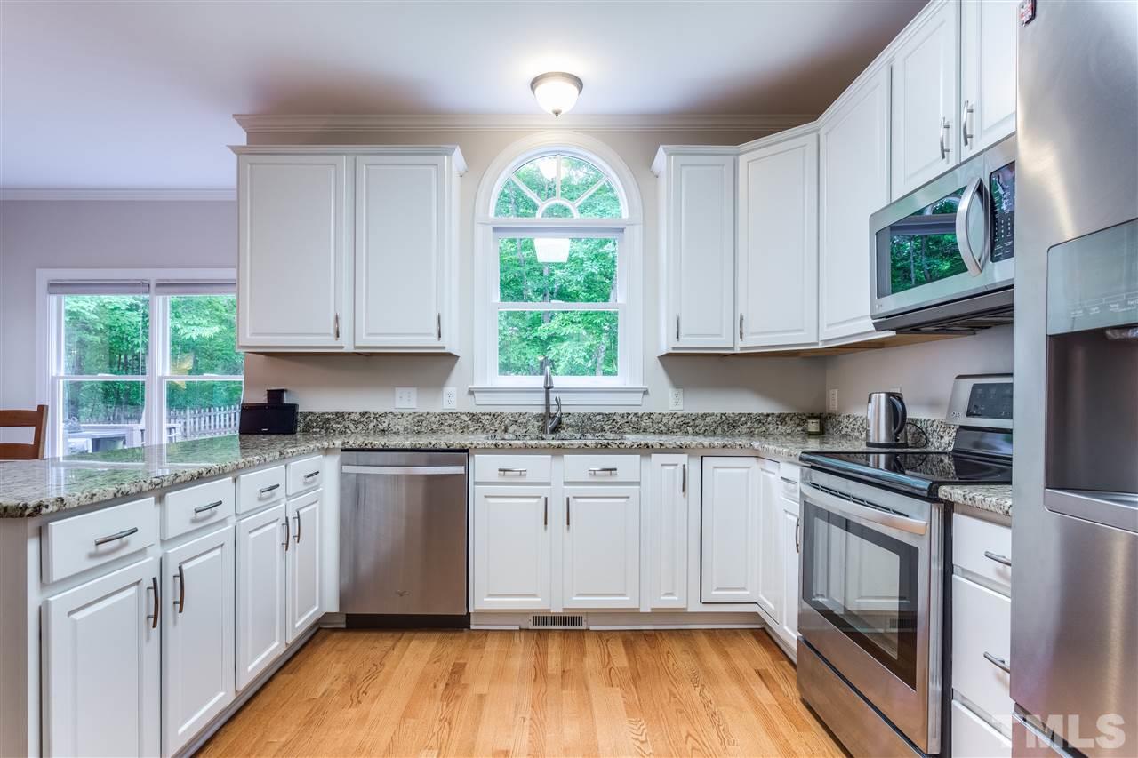2737 Sunnystone Way Raleigh, NC 27613 - Photo 13 of 24