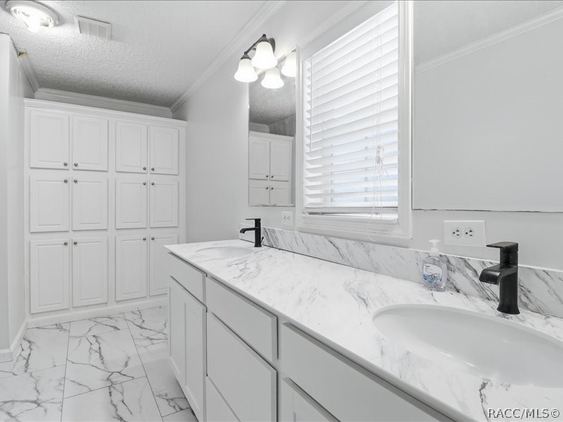 2476 North Wright Point Crystal River, FL 34428 - Photo 24 of 33