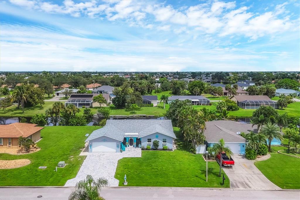 181 Caddy Road Rotonda West, FL 33947 - Photo 6 of 55