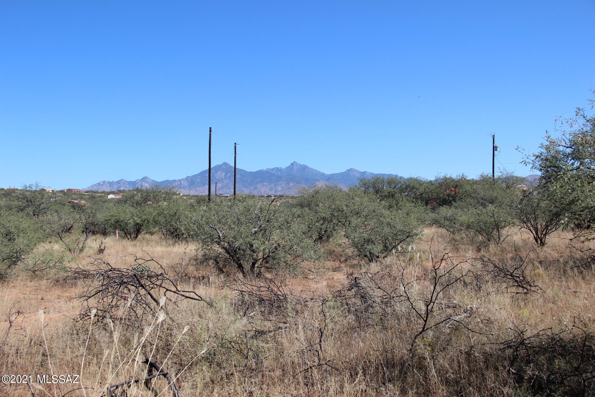 1803 Saltillo Court, Unit 12 Rio Rico, AZ 85648 - Photo 4 of 8