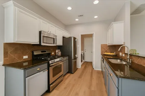 $2,400 | 1420 Huckleberry Lane, Austin, TX 78748