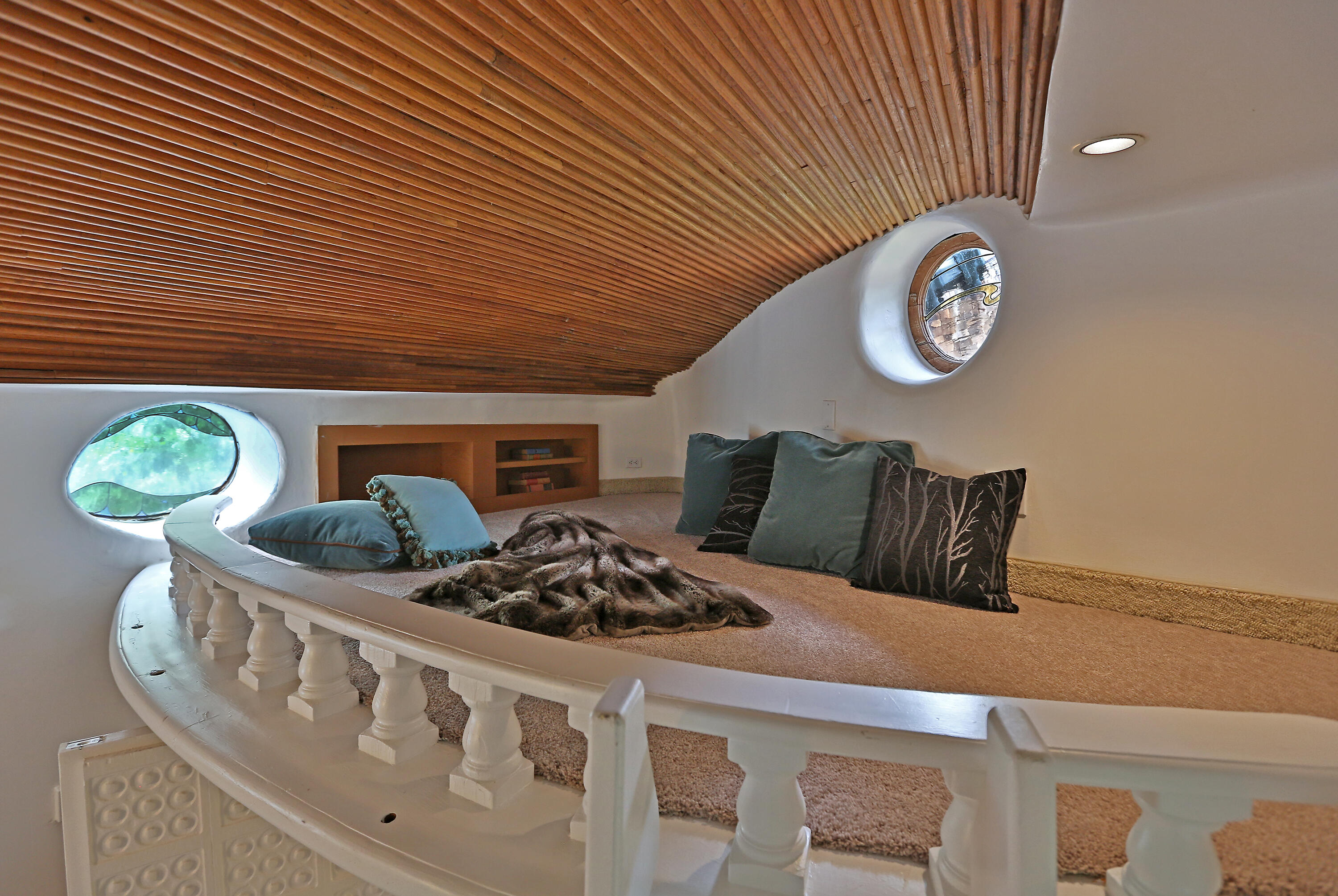 999 Andante Road Santa Barbara, CA 93105 - Photo 26 of 26 a view of a livingroom with furniture