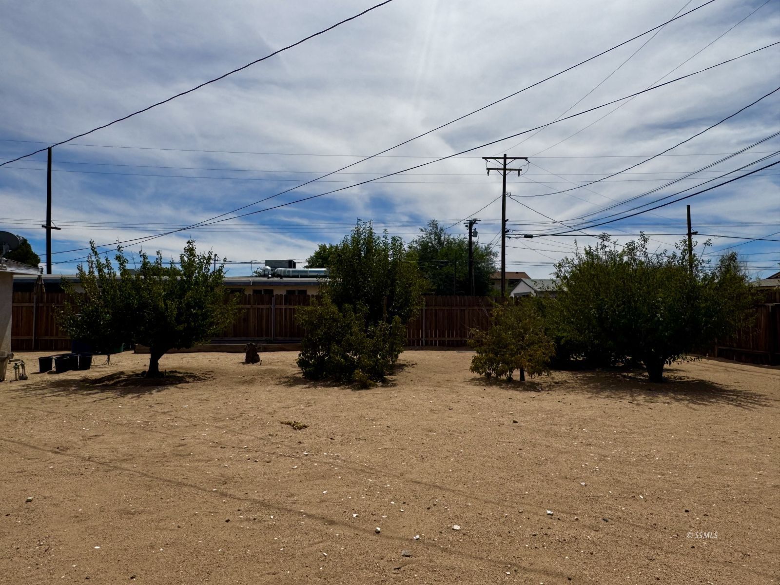 241 South Sunland Street Ridgecrest, CA 93555 - Photo 18 of 19 Gallery Image 18