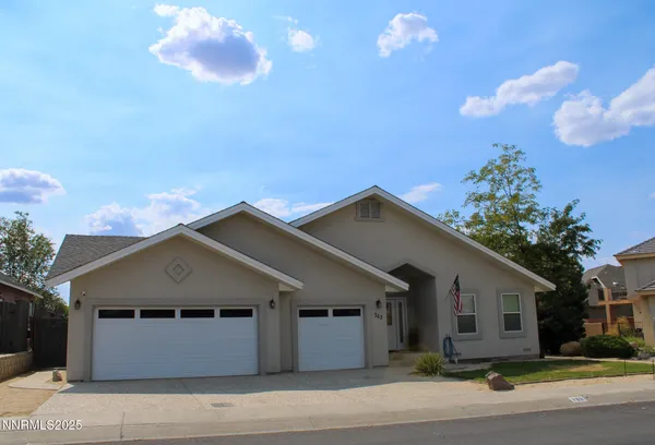 $450,000 | 763 Divot Drive, Fernley, NV 89408