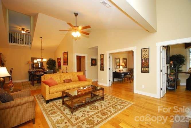 16 Brookstone Place, Unit R3 Candler, NC 28715 - Photo 2 of 19 Gallery Image 2