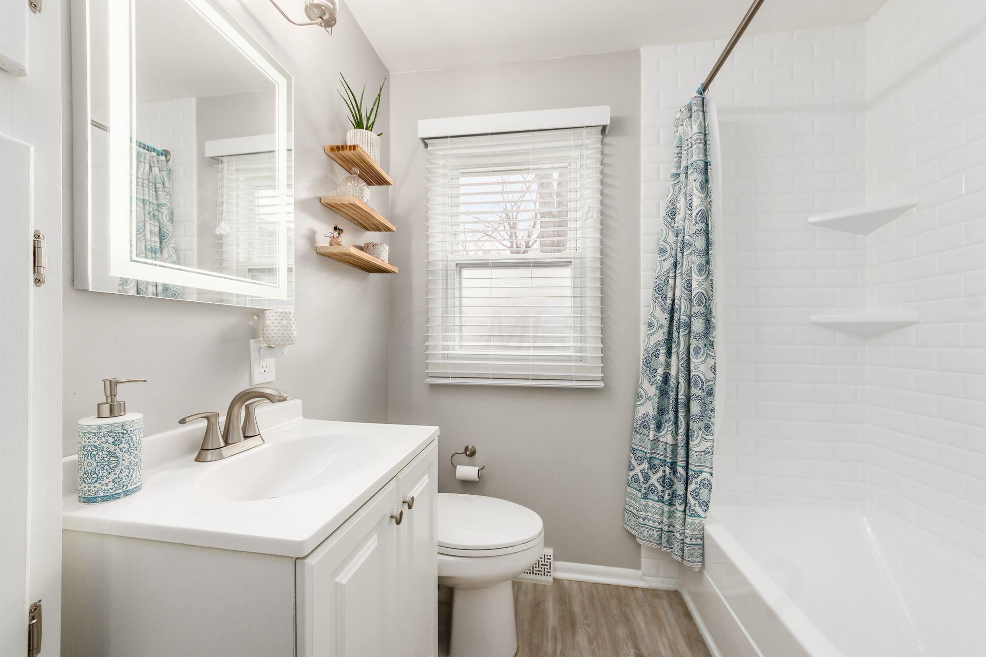 394 Old Village Road Columbus, OH 43228 - Photo 11 of 30 Gallery Image 11
