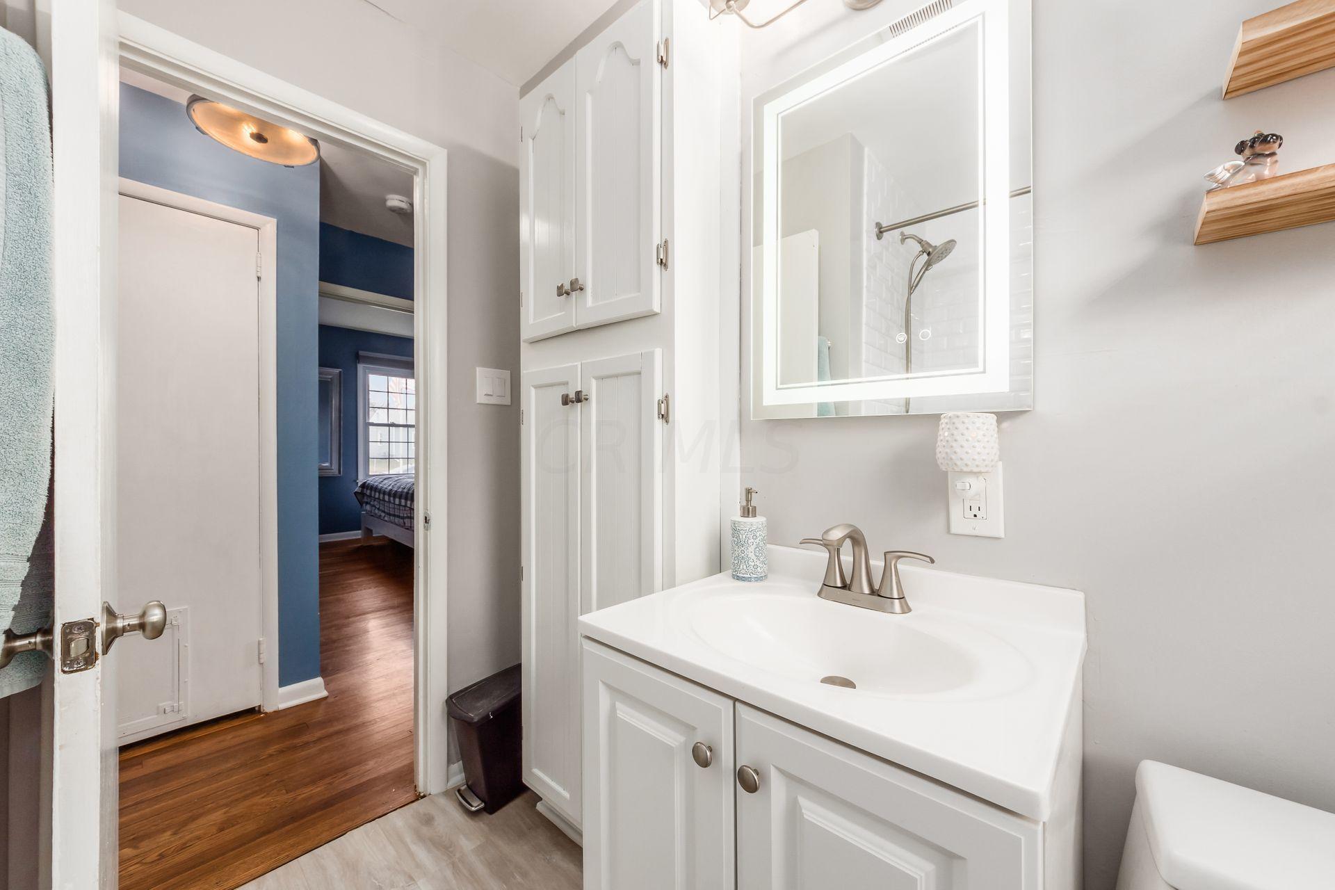 394 Old Village Road Columbus, OH 43228 - Photo 12 of 30 Gallery Image 12