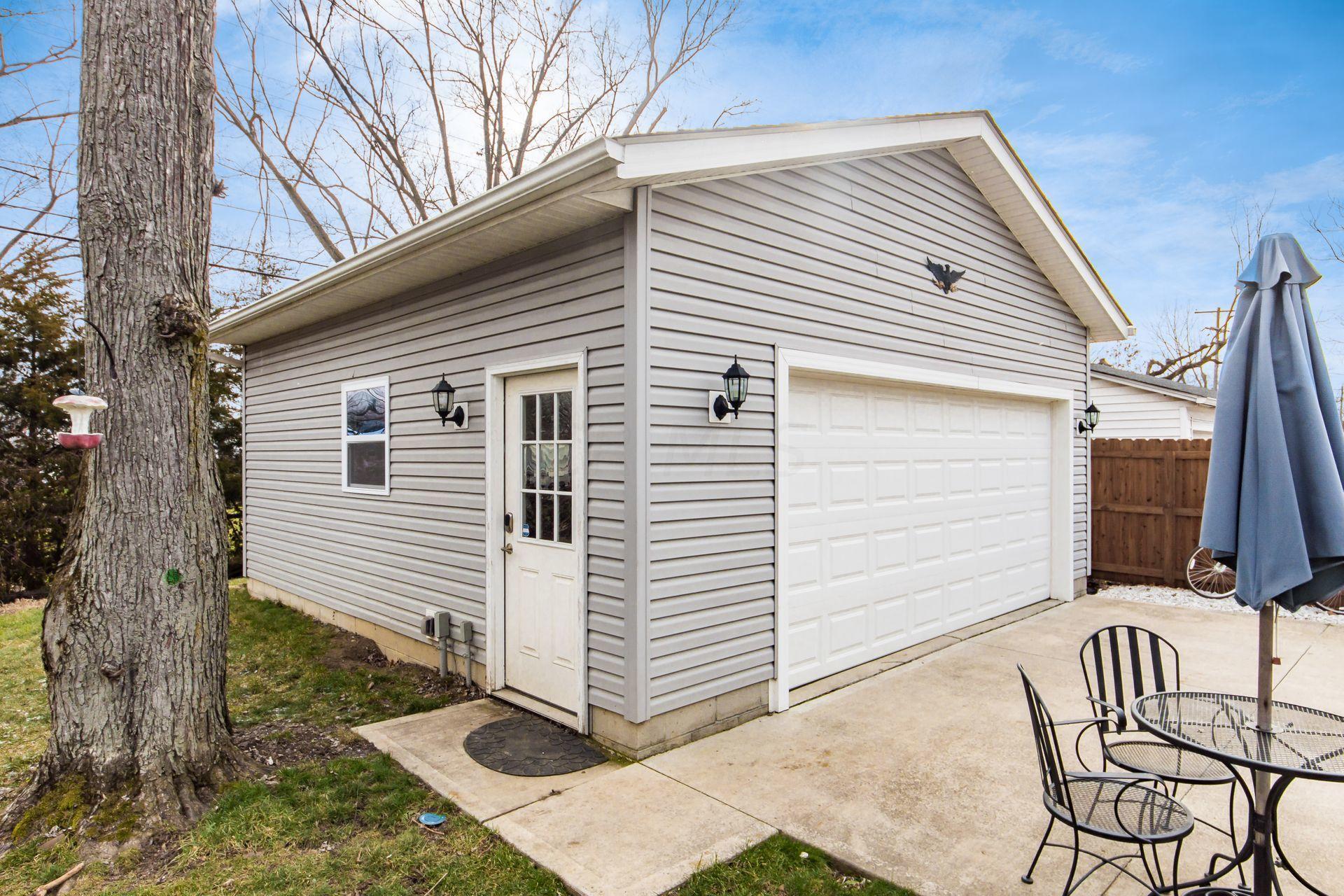 394 Old Village Road Columbus, OH 43228 - Photo 26 of 30 Gallery Image 26
