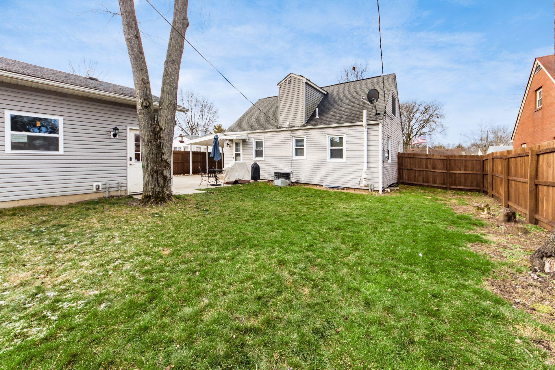 394 Old Village Road Columbus, OH 43228 - Photo 29 of 30 Gallery Image 29