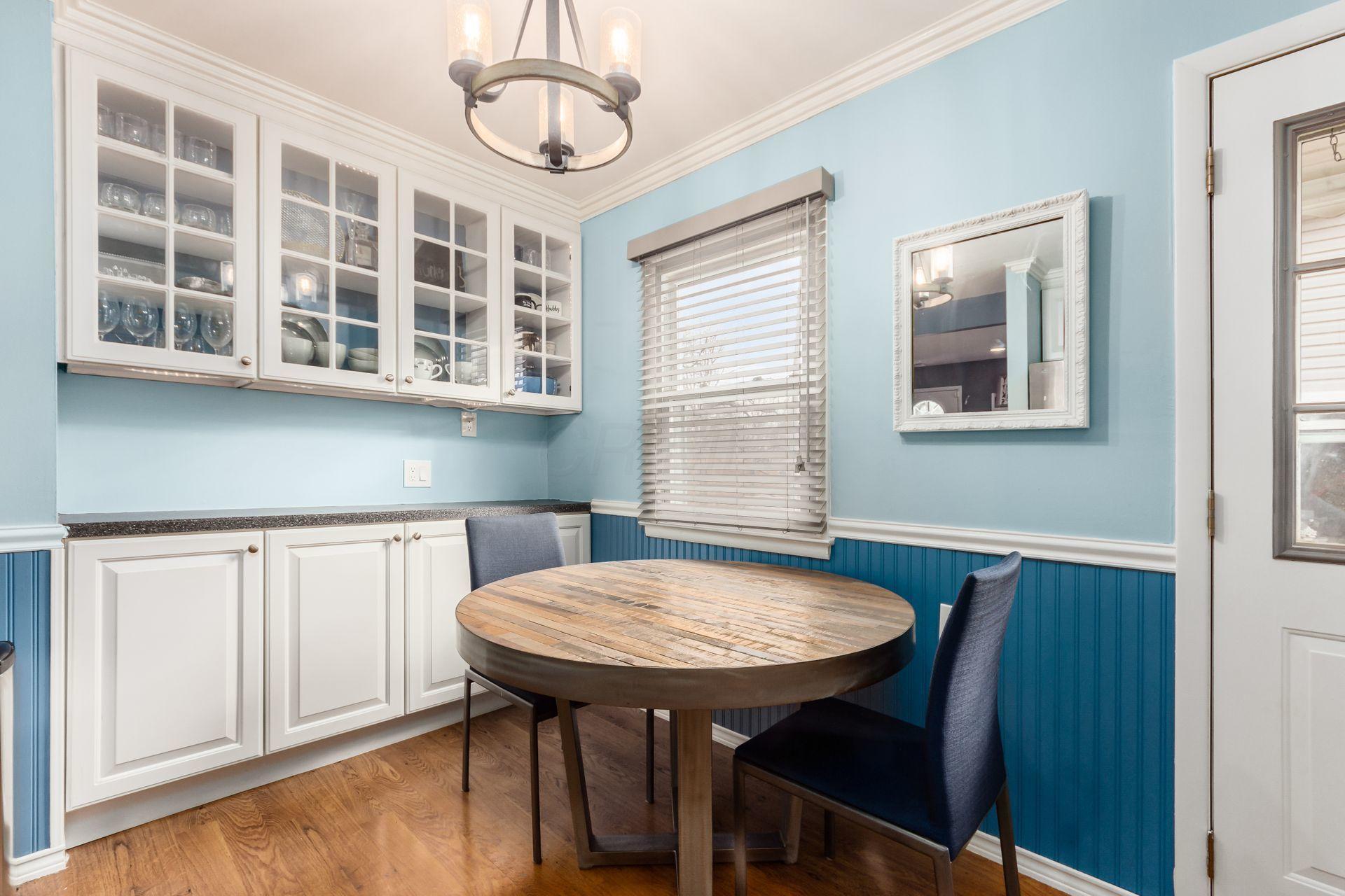 394 Old Village Road Columbus, OH 43228 - Photo 10 of 30 Gallery Image 10