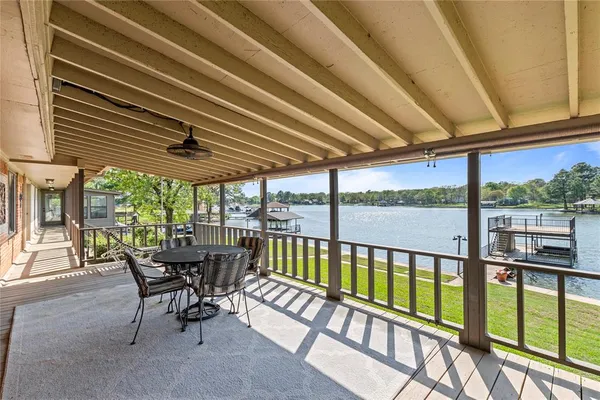 $1,399,000 | 226 Bushwhacker Drive, Mabank, TX 75156