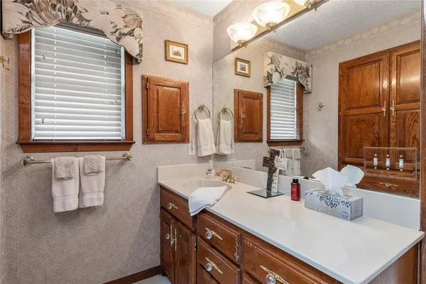 $1,399,000 | 226 Bushwhacker Drive, Mabank, TX 75156