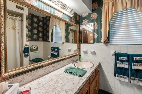 $1,399,000 | 226 Bushwhacker Drive, Mabank, TX 75156