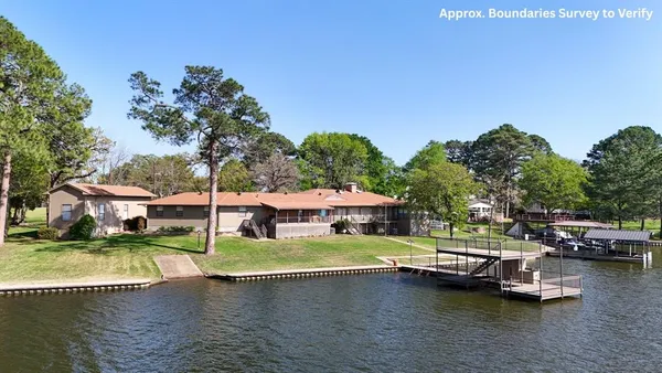 $1,399,000 | 226 Bushwhacker Drive, Mabank, TX 75156