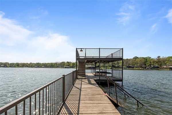$1,399,000 | 226 Bushwhacker Drive, Mabank, TX 75156