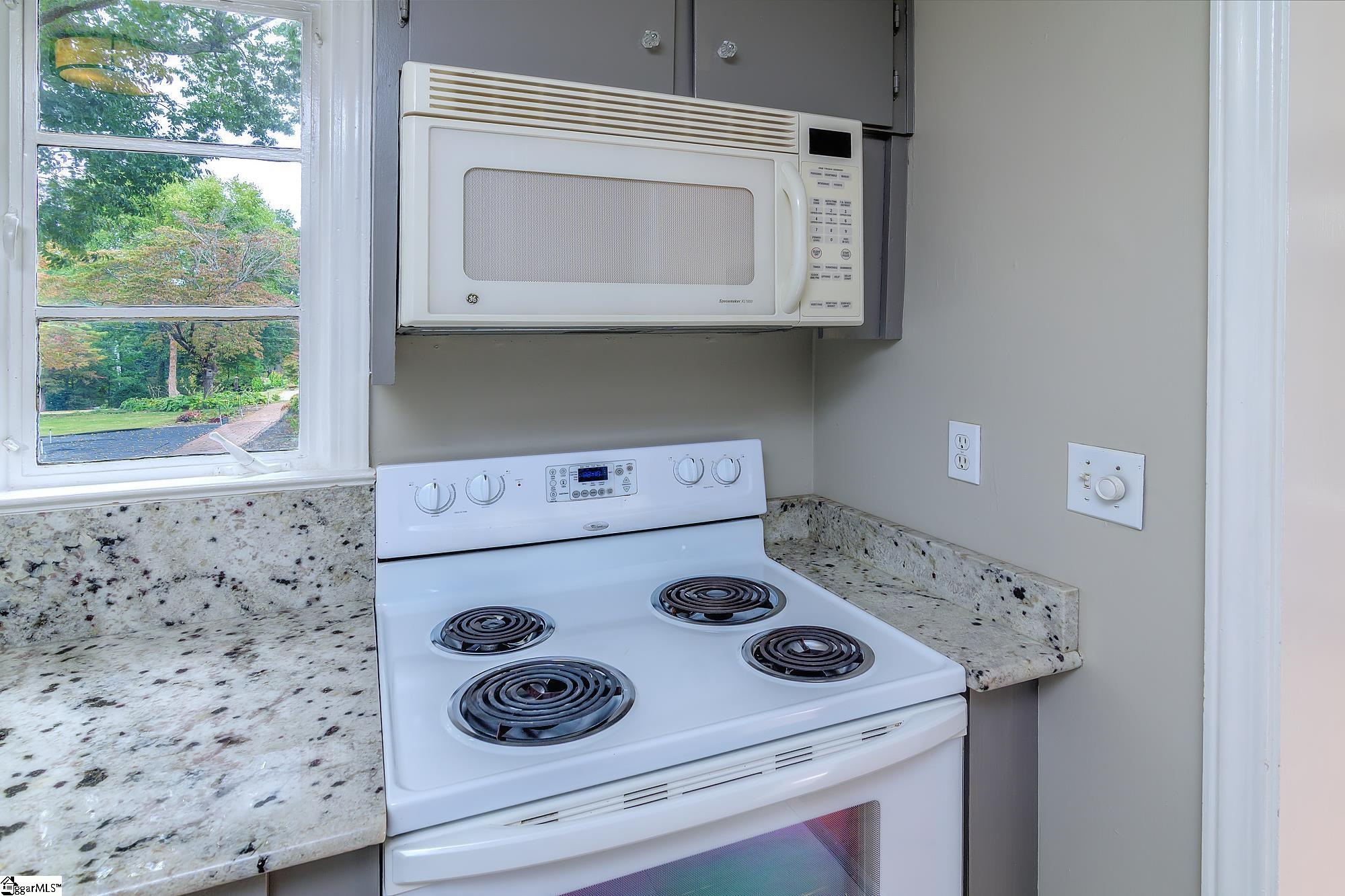 206 Laurel Road Greer, SC 29651 - Photo 15 of 41