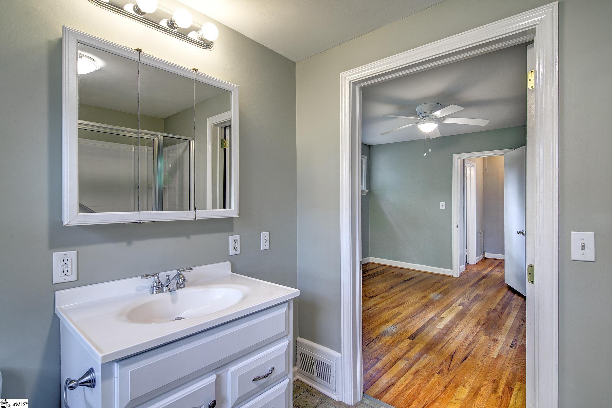 206 Laurel Road Greer, SC 29651 - Photo 33 of 41