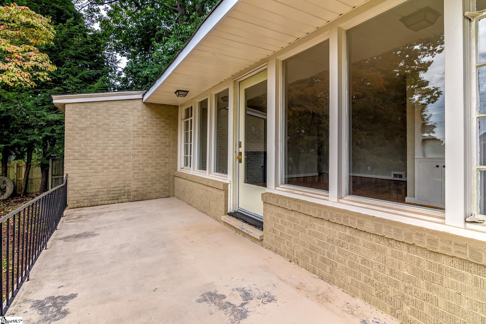 206 Laurel Road Greer, SC 29651 - Photo 37 of 41