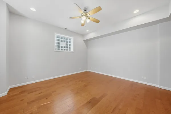 $365,000 | 4956 South Champlain Avenue, Unit 1S, Chicago, IL 60615