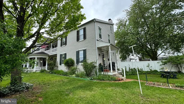 $479,000 | 13 West Main Street, Mount Joy, PA 17552