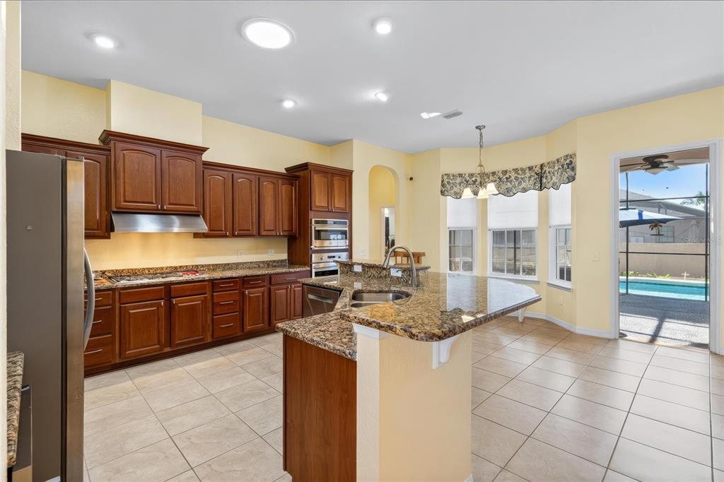 10928 Southeast 168TH Loop Summerfield, FL 34491 - Photo 12 of 63