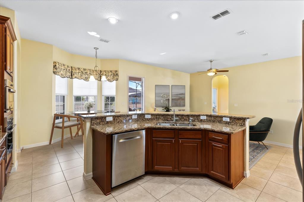 10928 Southeast 168TH Loop Summerfield, FL 34491 - Photo 10 of 63