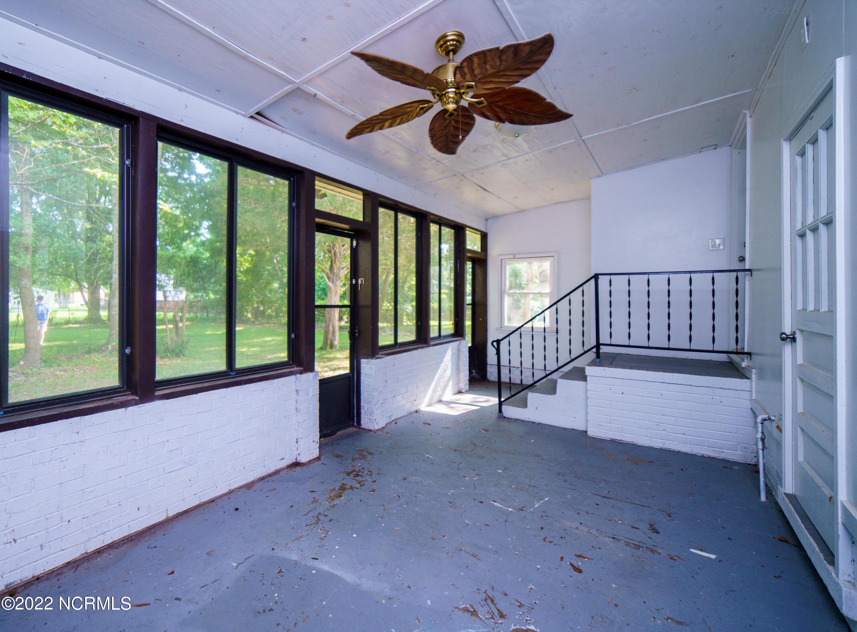 1006 Decatur Road Jacksonville, NC 28540 - Photo 38 of 50 SPS09900-HDR_fullres
