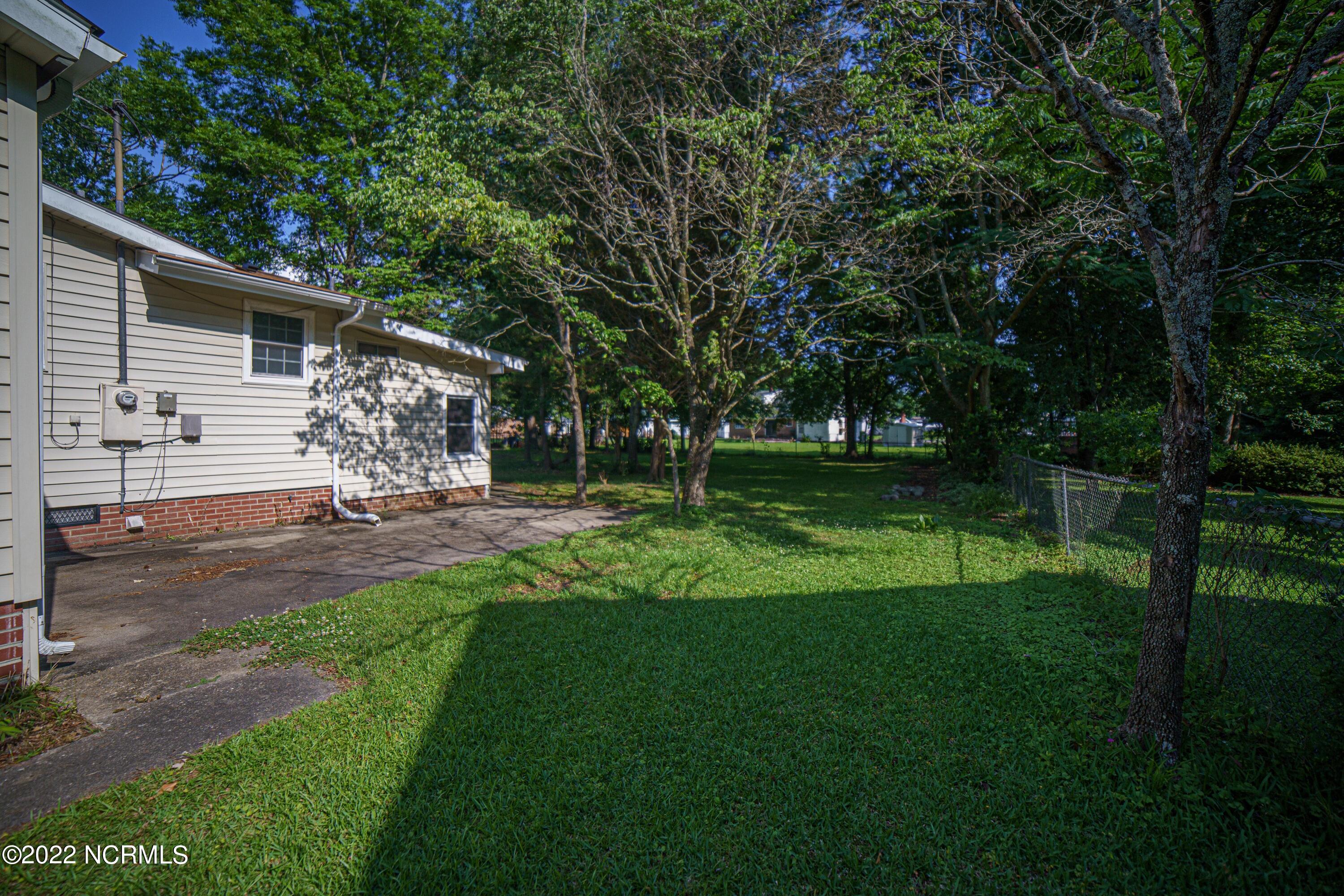 1006 Decatur Road Jacksonville, NC 28540 - Photo 49 of 50 SPS09943_fullres