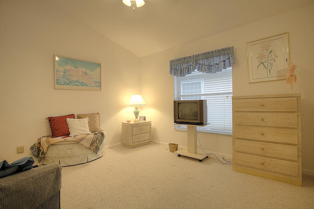 1802 Barnstable Road Wellington, FL 33414 - Photo 8 of 21 IMG_0169