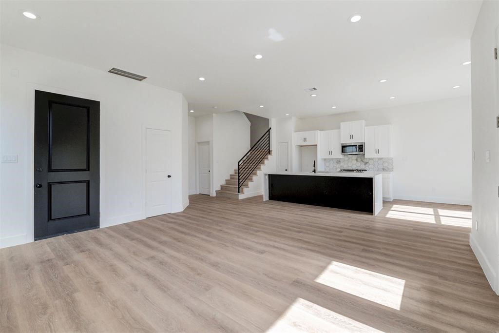 5310 Denmark Street Houston, TX 77028 - Photo 3 of 18