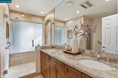 $1,299,000 | 607 Silver Lake Drive, Danville, CA 94526