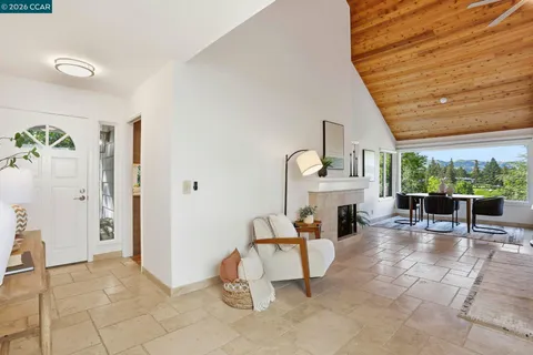 $1,299,000 | 607 Silver Lake Drive, Danville, CA 94526