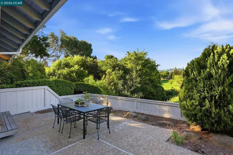 $1,299,000 | 607 Silver Lake Drive, Danville, CA 94526