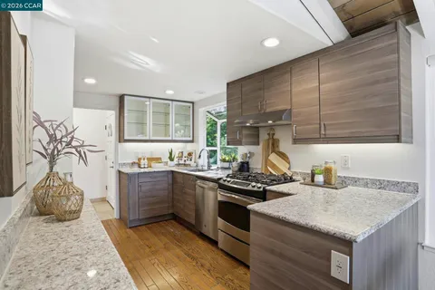 $1,299,000 | 607 Silver Lake Drive, Danville, CA 94526